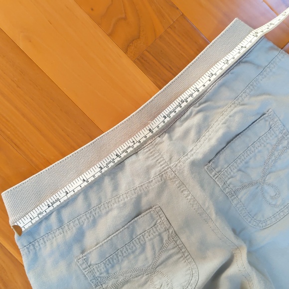 ESPRIT Capri Pants - Picture 11 of 14